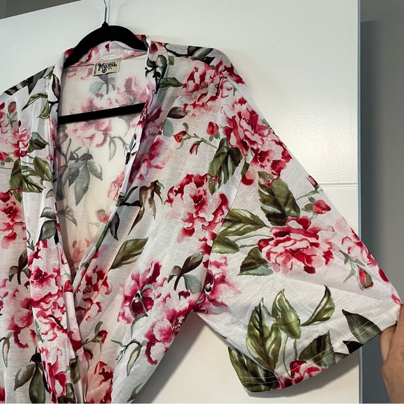 Show Me Your Mumu | Floral Robe - Picture 3 of 11